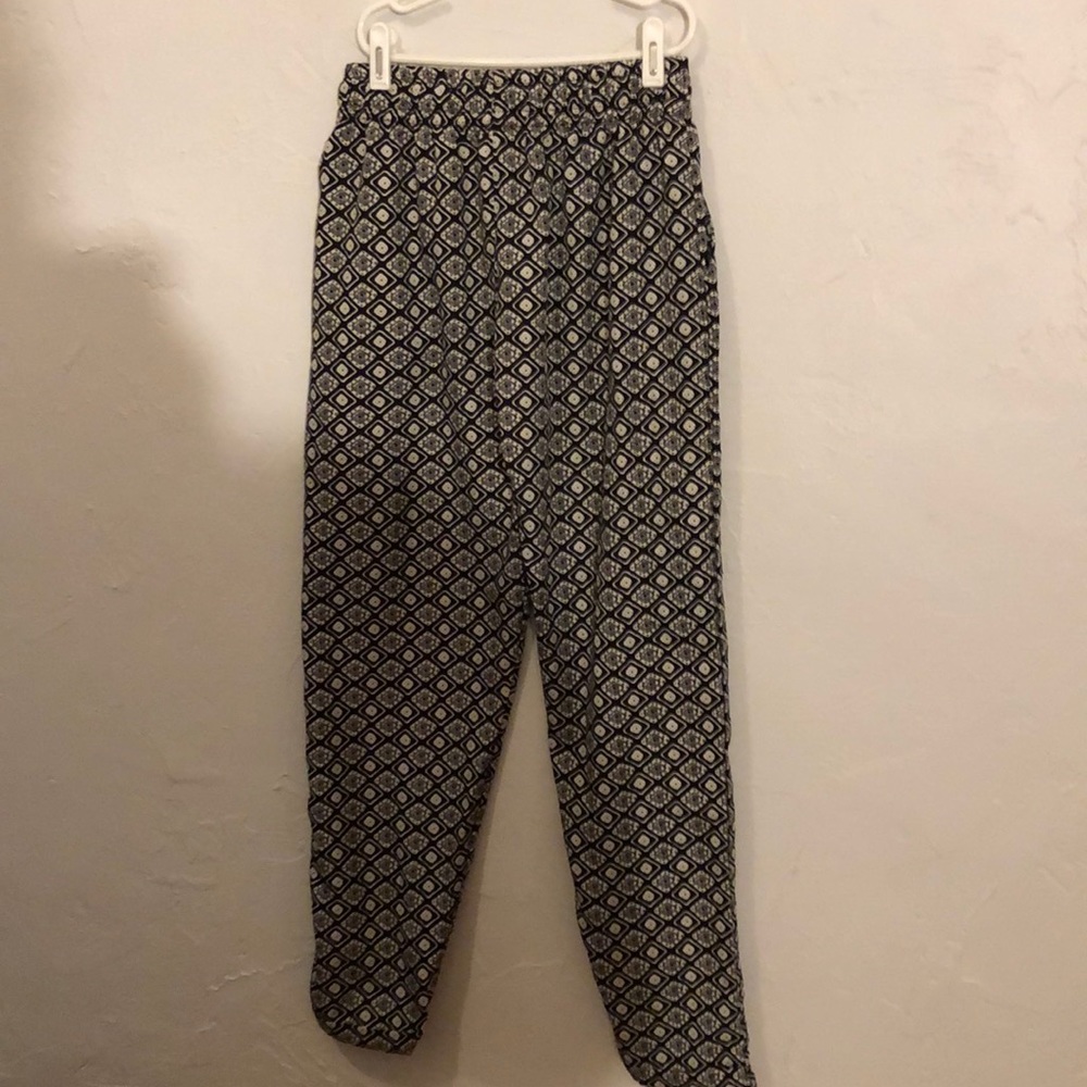 Ladies pants